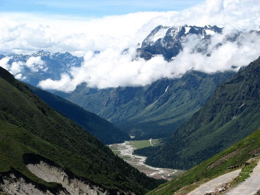 North Sikkim Lachung, Yumthang Valley & Zero Point Wonder