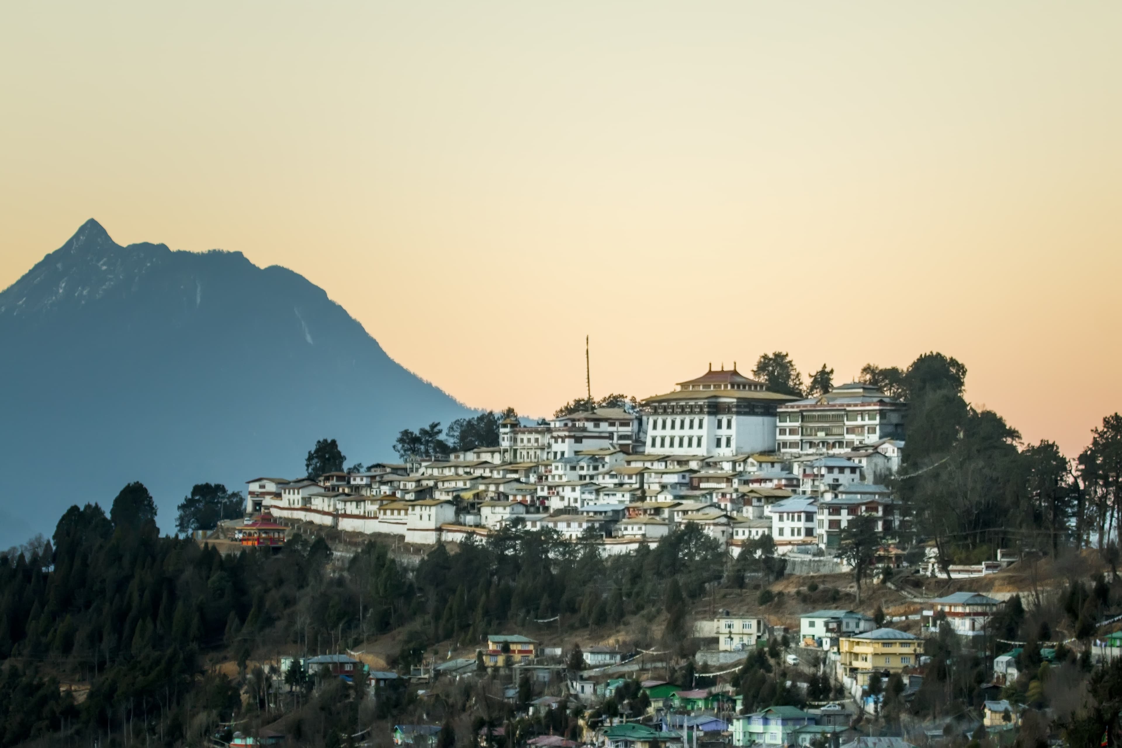 Tawang Monastery, Sela Pass & Arunachal Mountain Odyssey
